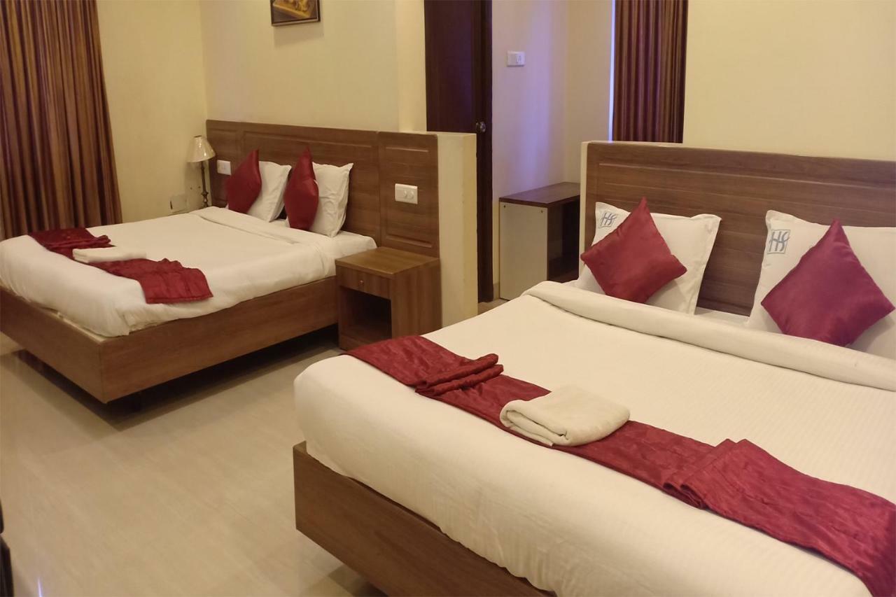 Hotel Sona'S Tiruchirappalli Екстер'єр фото