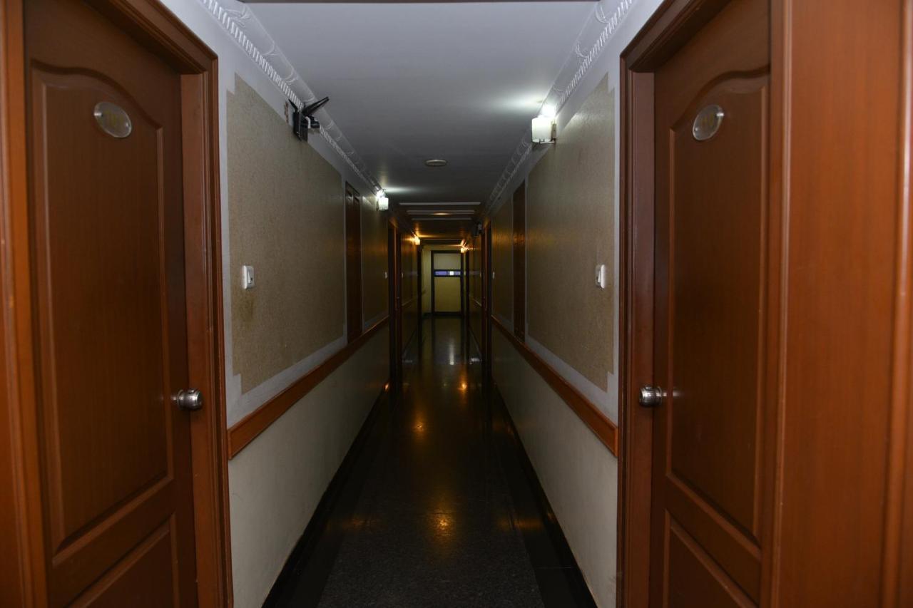 Hotel Sona'S Tiruchirappalli Екстер'єр фото